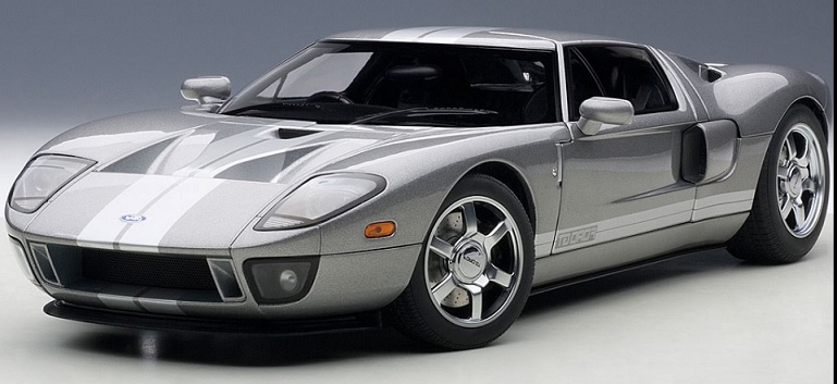 AutoArt 1/18 Ford GT 2004 Titanium Grey-Silver
